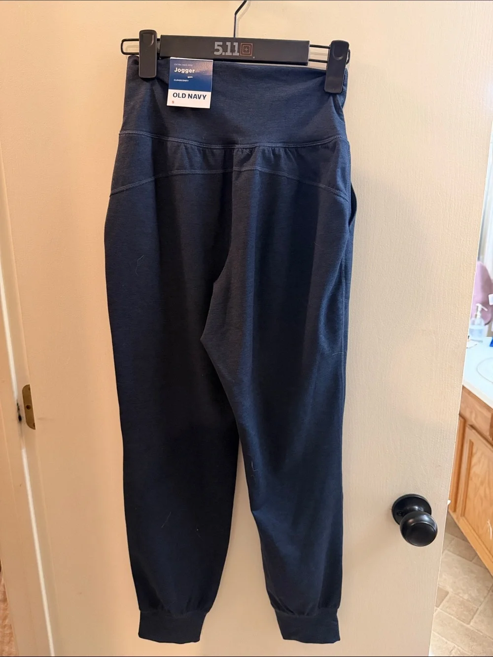 Brand new old Navy extra high rise cloud comfy jogger